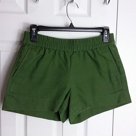 J. Crew Pants - J. Crew Olive Green Shorts Sz 0 J. Crew Pants - J. Crew Olive Green Shorts Sz 0